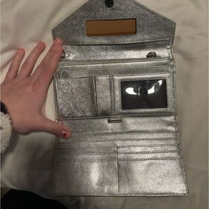 Tory Burch wallet
